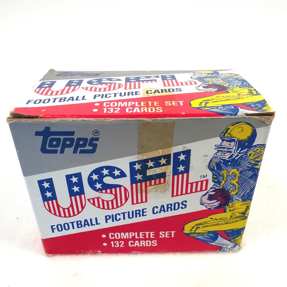 Vintage Topps USFL Football Cards Complete Set 132 Cards Original Box RARE